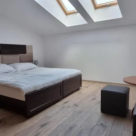 Goscinne Wylotowa 32 * 코워브제크