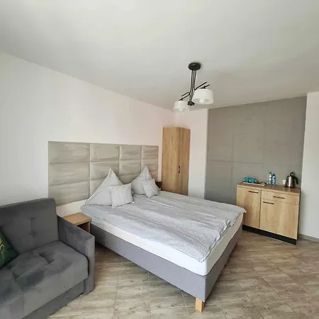 Goscinne Wylotowa 32