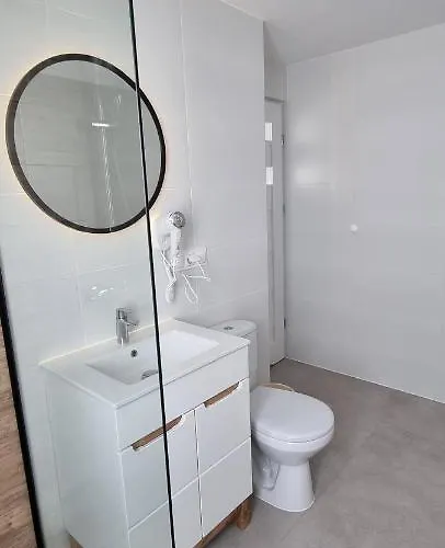 Goscinne Wylotowa 32 Δωμάτια σε οικογενειακή κατοικία *