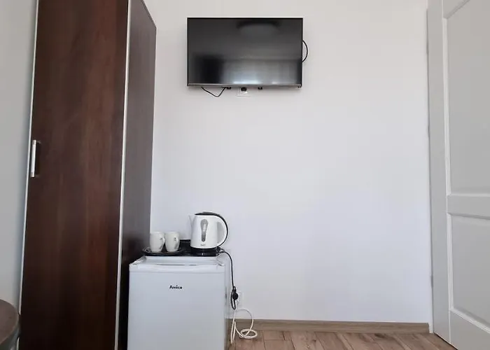 Δωμάτια σε οικογενειακή κατοικία Goscinne Wylotowa 32 *