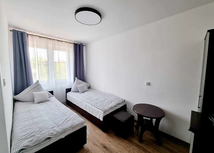 Goscinne Wylotowa 32 Δωμάτια σε οικογενειακή κατοικία Kołobrzeg