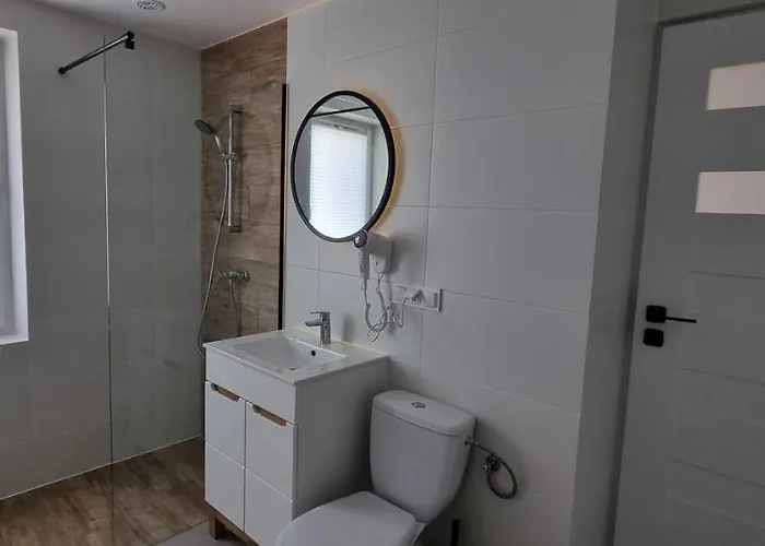 ホームステイ Goscinne Wylotowa 32 *